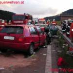 Verkehrsunfall fordert 2 Tote und 7 Schwerverletzte