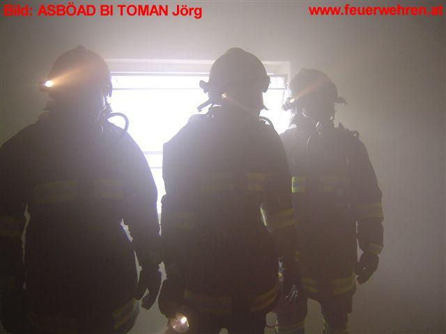 Atemschutzübung im Unterabschnitt 1 in Ternitz