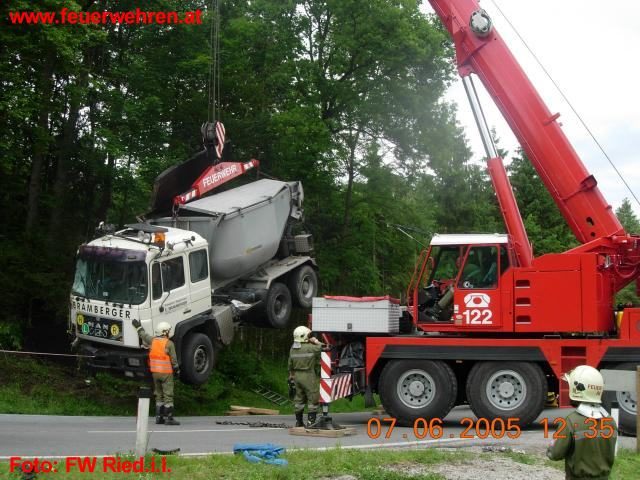 LKW Unfall in Ranshofen, Bez Braunau
