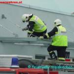 FF Traiskirchen: Kaputtes Glasdach