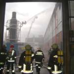 Brand in Fertigungshalle