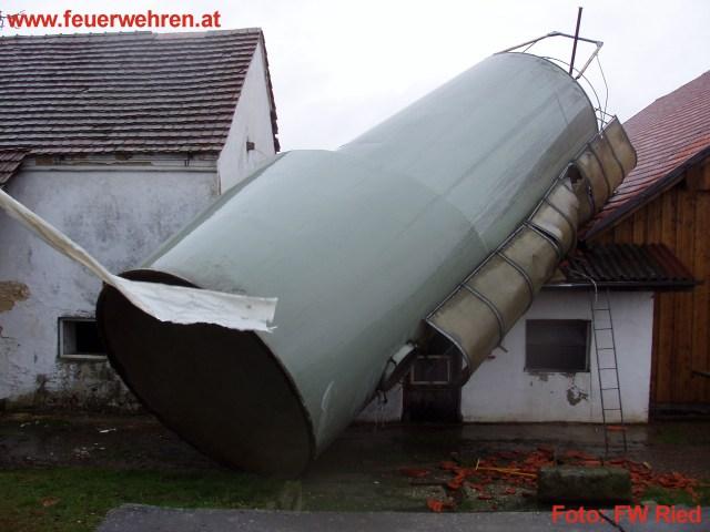 FF Ried im Innkreis: Sturm und Hochwassereinsätze