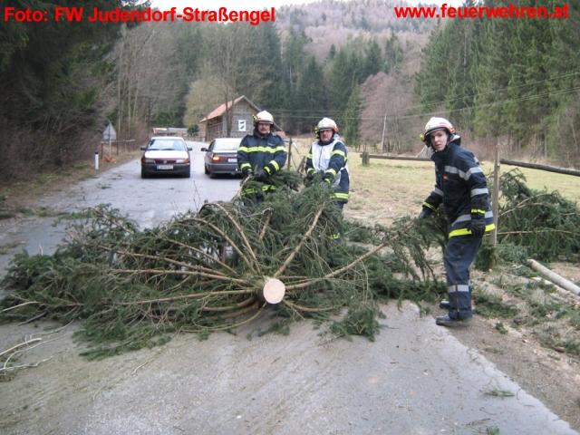 FF Judendorf-Straßengel: Sturmeinsatz in Judendorf
