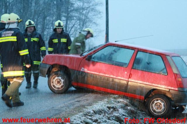 FF Ohlsdorf: Aufräumarbeiten nach Verkehrsunfall