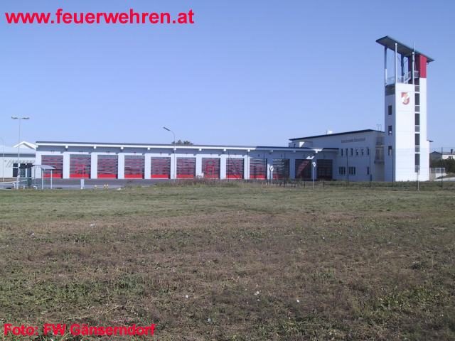 Einsatzbetrieb im neuen Feuerwehrhaus