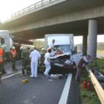 Verunfallter Klein-LKW