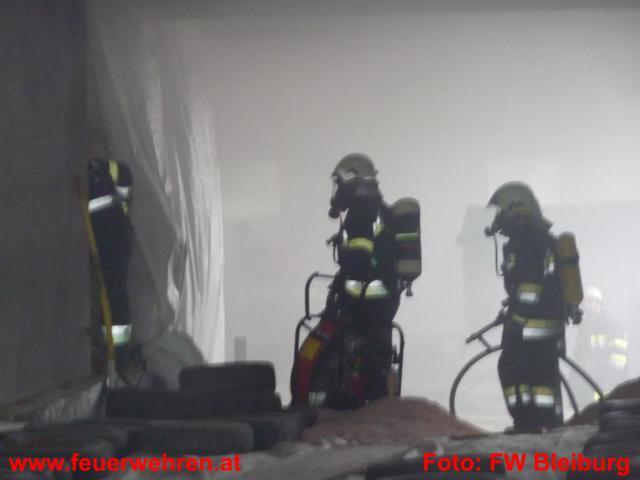 FF Bleiburg: Mehrere Tonnen Mais von Feuer vernichtet