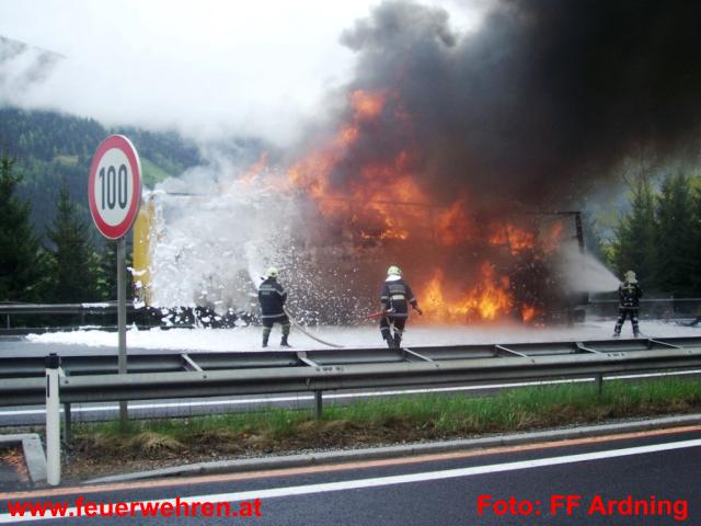 FF Ardning: LKW-Brand auf der A9 Mautstelle Ardning