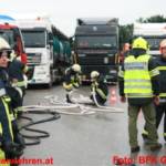 BFK Gmunden: Brandeinsatz in Pinsdorfer Recyclingunternehmen 3 Brandeinsatz in Pinsdorfer Recyclingunternehmen