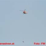 Bootseinsatz beim 22. Bergmarathon rund um den Traunsee mit Personenrettung