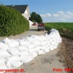 FF Ohlsdorf: Hochwasserschutz mit 900 Sandsäcken errichtet