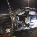 Reisebus rammt PKW - 2 Verletzte