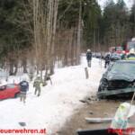 FF Weng: Zwei Schwerverletzte bei Verkehrsunfall