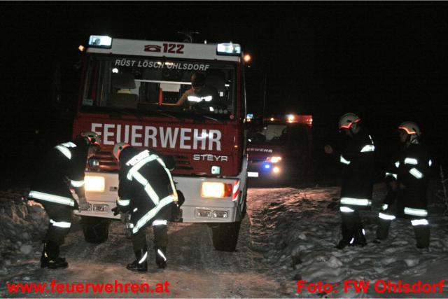 FF Ohlsdorf: Fahrzeugbergung in Peiskam – Taxi im Schnee