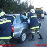 Schwerer Verkehrsunfall - Pkw stürzte über Böschung