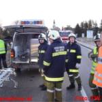 Schwerer Verkehrsunfall - Pkw stürzte über Böschung