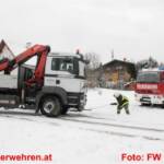 FF Ohlsdorf: Lkw rutschte in Straßengraben