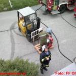 Großer Atemschutzeinsatz bei Glimmbrand in Tischlerei-Silo