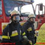 Übung Wirtschaftsgebäude in Flammen