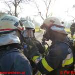 Übung Wirtschaftsgebäude in Flammen