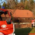 Übung Wirtschaftsgebäude in Flammen