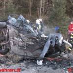 Frontalkollision auf Öblarner Landesstraße fordert 2 Tote und 2 Schwerverletzte