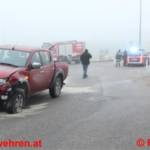 Blechschaden nach Unfall auf der Kreuzung Hochbau/Ohlsdorf