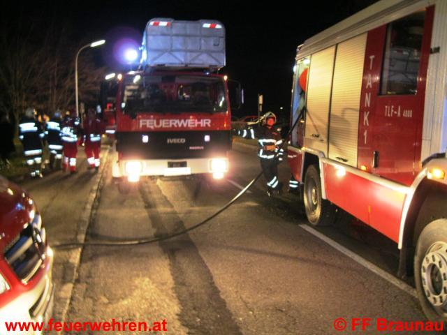 FF Braunau rettet bei Hochhausbrand 55 Menschen und 5 Tiere