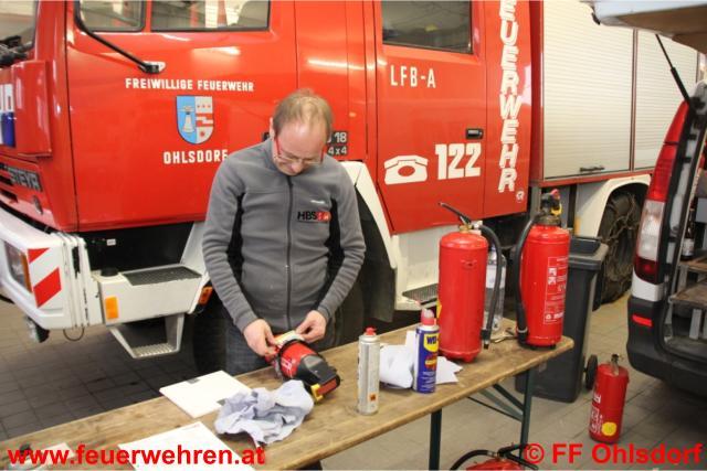 Feuerlöscherüberprüfung 2012 – Ein Drittel war defekt!!!!