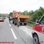 Massiver Öl-Austritt an einem LKW auf der B120a