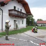 Einsatzübung mit Überraschung - Rauch aus dem Gerätehaus