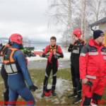 Eisrettungsübung am Moldaustausee in Tschechien mit der ÖWR Laakirchen