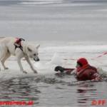 Eisrettungsübung am Moldaustausee in Tschechien mit der ÖWR Laakirchen