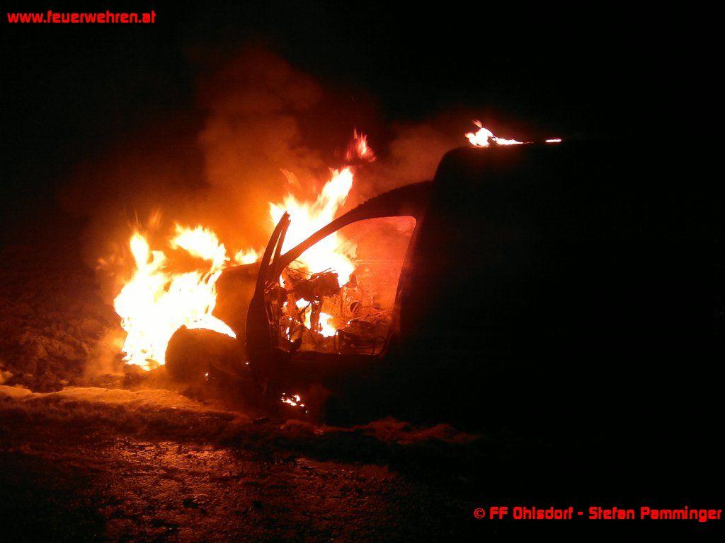 Fahrzeug in Ehrendorf ausgebrannt