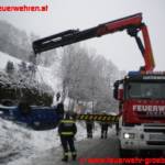 Schneefahrbahn: Unfallserie im Bezirk Liezen hält Feuerwehren auf Trab