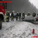 PKW Bergung nach Fahrzeugüberschlag