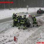 PKW Bergung nach Fahrzeugüberschlag