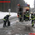 PKW Bergung nach Fahrzeugüberschlag
