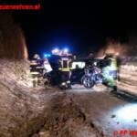 FF Weistrach: Fahrzeugüberschlag auf der LH 85