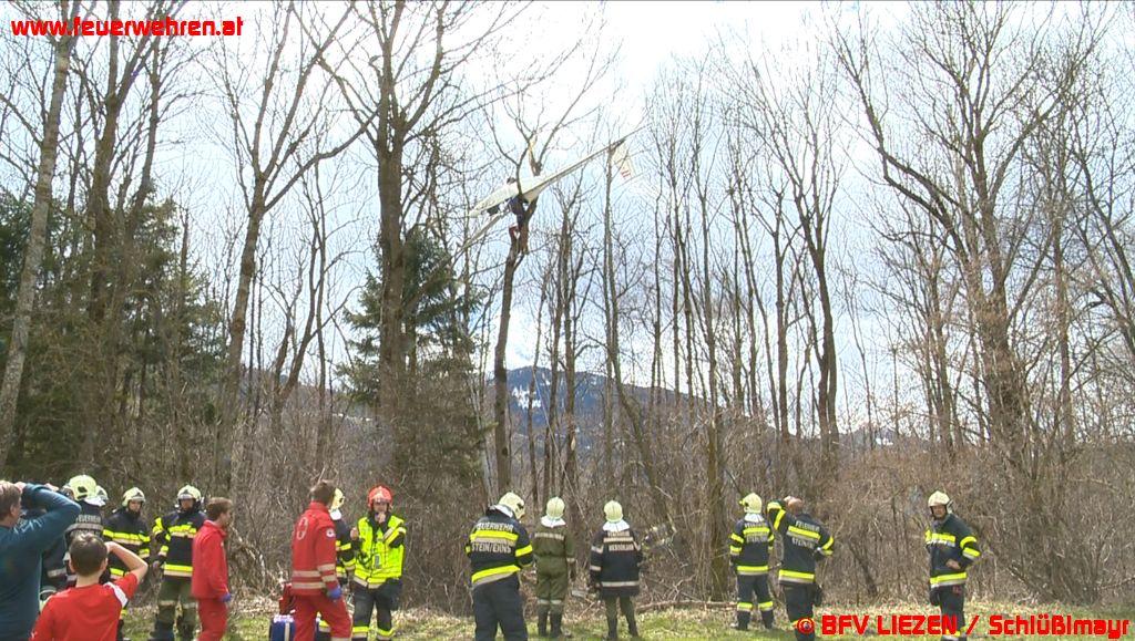 BFV Liezen: Flugzeugabsturz in Niederöblarn