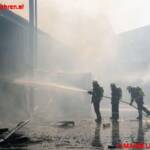 Vollbrand einer Lagerhalle in Wien 23