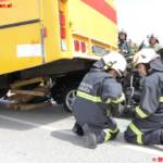 Großeinsatzübung mit Schulbus