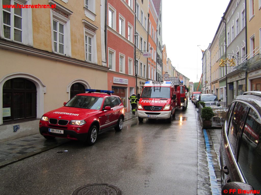 FF Braunau: Brandverdacht Linzerstraße in Braunau