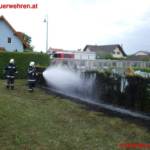 Heckenbrand beim Friedhof