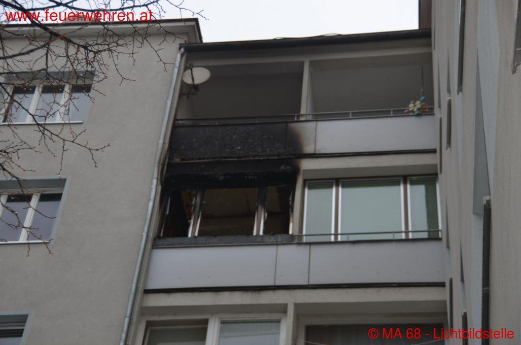 BF Wien: Offener Zimmerbrand