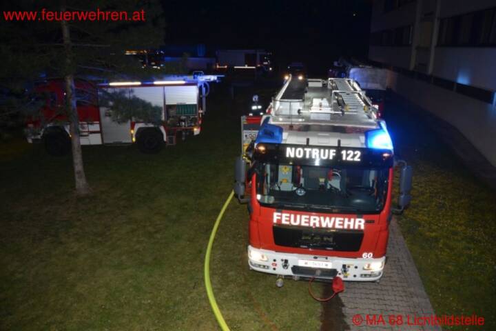 BF Wien: Brand in Hochhaus