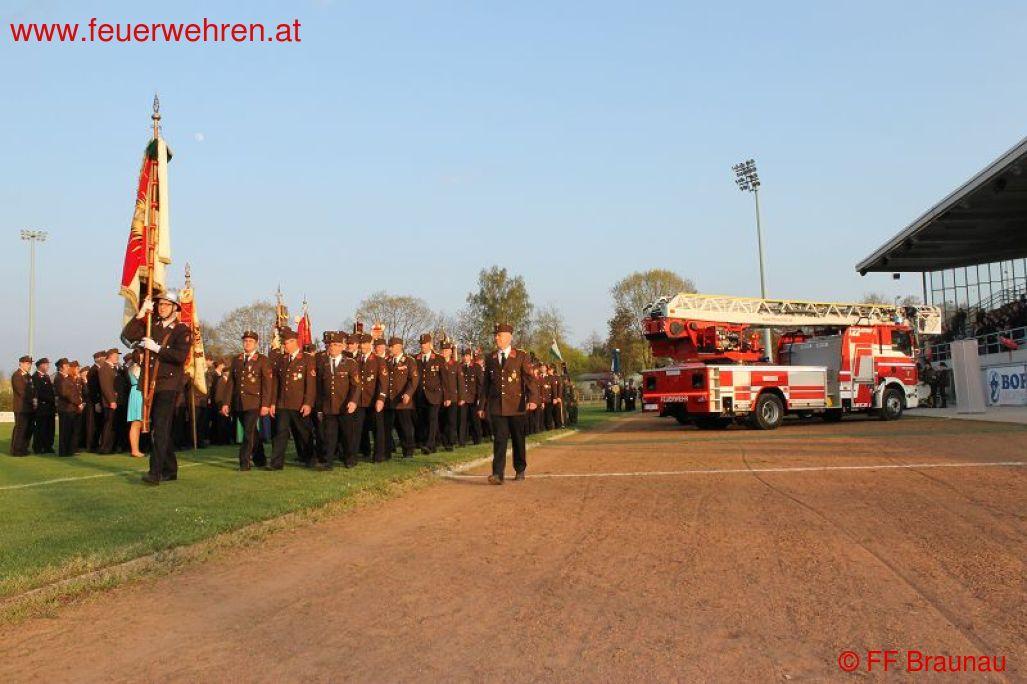 FF Braunau: Feuerwehrfest mit Fahrzeugsegnung