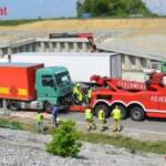 BF Wien: Autobahnsperre wegen Lkw-Unfall