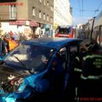 BF Wien: Verkehrsunfall mit eingeklemmter Person