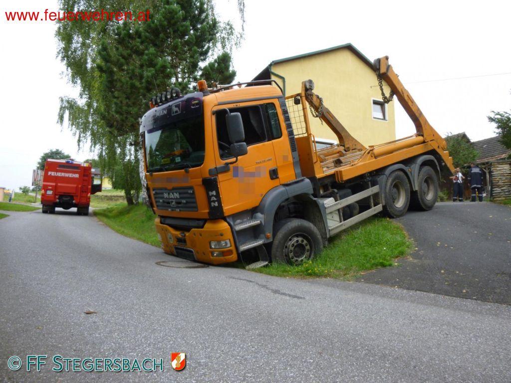 FF Stegersbach: LKW Bergung Olbendorf